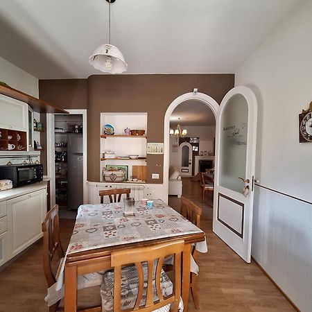 Judith Wright'S Home Maiori Bagian luar foto