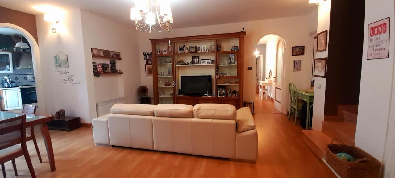 Judith Wright'S Home Maiori Bagian luar foto